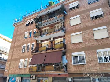 PORTUENSE - Locale commerciale