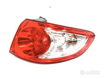 STOP FANALE FANALINO POSTERIORE DESTRO HYUNDAI San