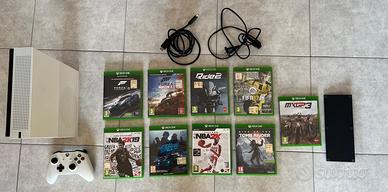 Xbox One S usato 500 GB + 9 giochi originali