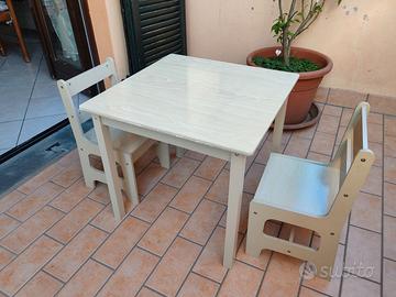 Tavolino con 2 sedie per bambini – legno chiaro