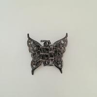 Pinza per capelli a forma di farfalla