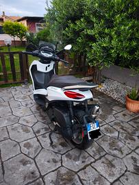 piaggio Beverly 400 hpe