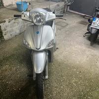 Piaggio liberty 125 targa polacca