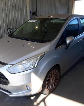 RICAMBI USATI AUTO FORD B - Max Berlina Titanium S
