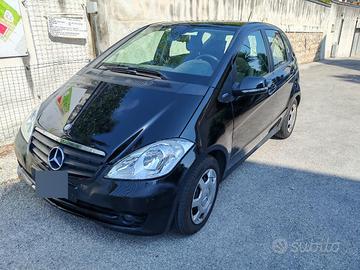 Mercedes classe A 1.9 diesel per neo patentati 