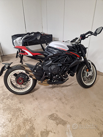 Mv augusta brutale 800 dragster rr