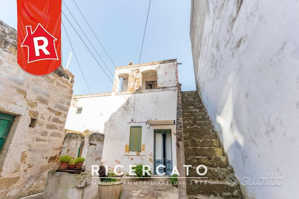Villa di 162 m² con 3 locali e box auto a Castri d - Vista 4