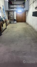 Posto, motorino/moto in garage