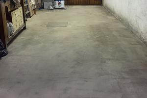 Posto, motorino/moto in garage
