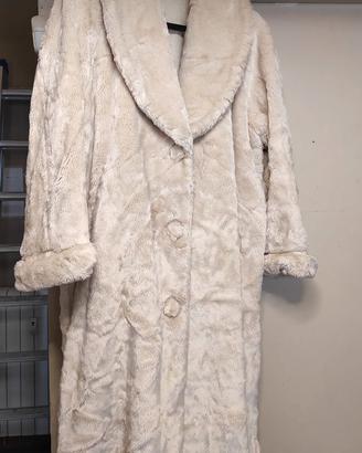 Cappotto beige in pelliccia ecologica da donna