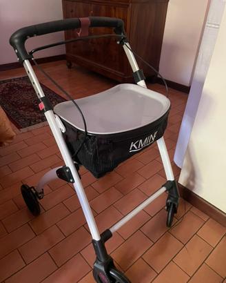 Deambulatore per anziani