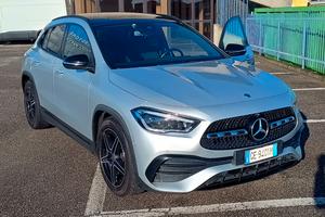 Mercedes GLA full optional