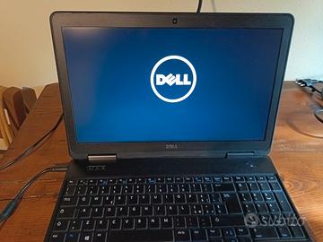 computer DELL LATITUDE E5540