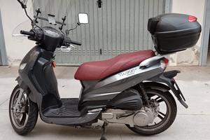 SCOOTER PEUGEOT  TWEET 125 TARGA EC98890