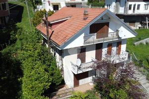 PORZIONE DI BIFAMILIARE A VALGIOIE