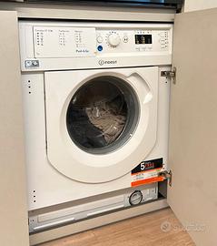 Lavatrice Indesit modello "Push & Go" 7 kg