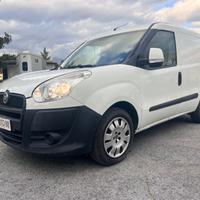 Fiat Doblo Doblò 1.4 T-Jet Natural Power PC-TN Car