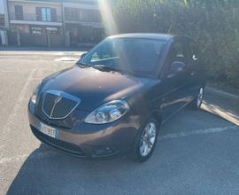 Lancia Ypsilon 1.3 MJT 75 cv - 2011