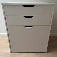 Mobile porta gioie e trucco con specchio e seduta