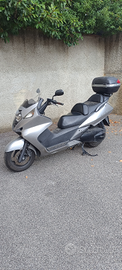 Honda silver Wing 400