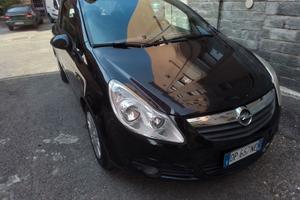 Opel corsa benzina E4 del 2008 nera x neopatentati