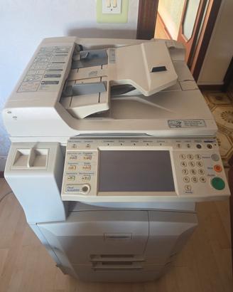 FOTOCOPIATRICE MULTIFUNZIONE