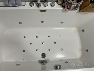 Vasca idromassaggio jacuzzi - pari al nuovo