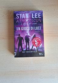 Stan Lee Alliances: Un gioco di luce