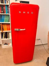 Frigorifero monoporta SMEG rosso