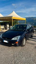 Ford Focus 1.8 TDDI 90cv
