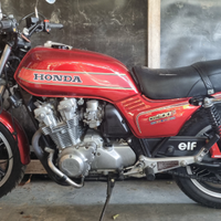 Honda bol'dor 900