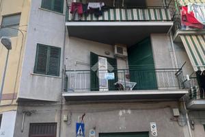 3 LOCALI A PALERMO
