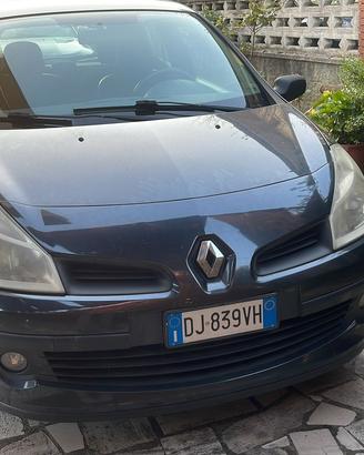 Renault clio 1.2 benzina