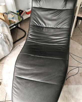 poltrona simil pelle  colore nero