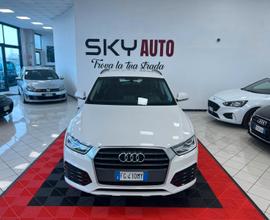 Audi Q3 2.0 TDI 120 CV Business
