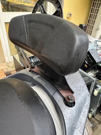 Schienalino per passeggero specifico per lo scoote