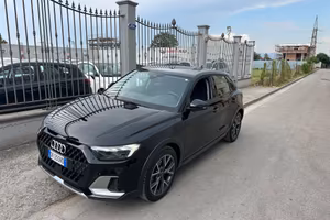 Audi A1 allstreet 30 TFSI Identity Contrast 2022