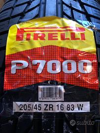 4 gomme Pirelli P7000 205/45 ZR16 nuove