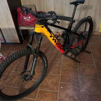 trek rail 9.8 