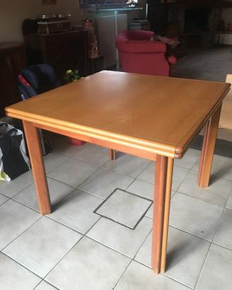 Tavolo allungabile MOLTENI