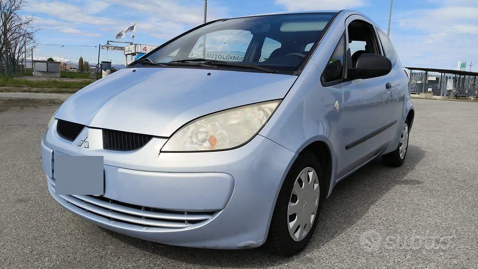 MITSUBISHI Colt 6ª serie