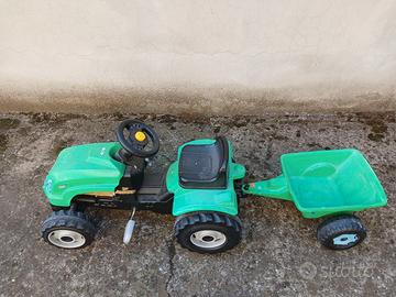  tratore giocatolo 