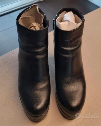 Scarponcino Stivaletto GUESS In Pelle Nero N.41