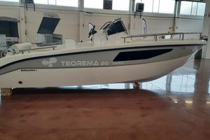 Barca semicabinata Teorema 20 WA