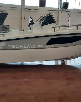 Barca semicabinata Teorema 20 WA