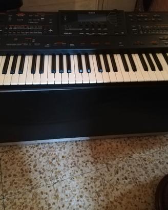 Tastiera Roland G 1000