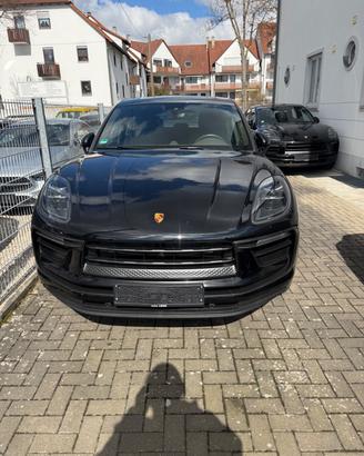 Porsche Macan 2.0 turbo 265cv Tetto Navigatore