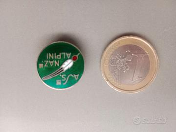 Distintivo anni 1940-50 Ass. Nazionale Alpini