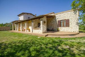 VILLA SINGOLA A MAGLIANO SABINA