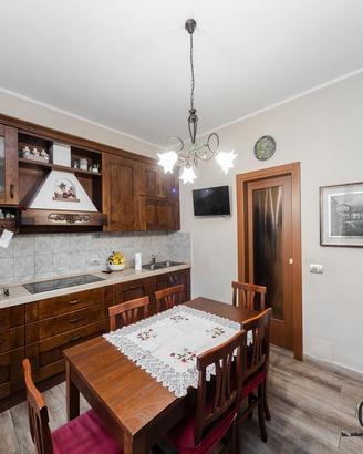 Cucina classica in legno